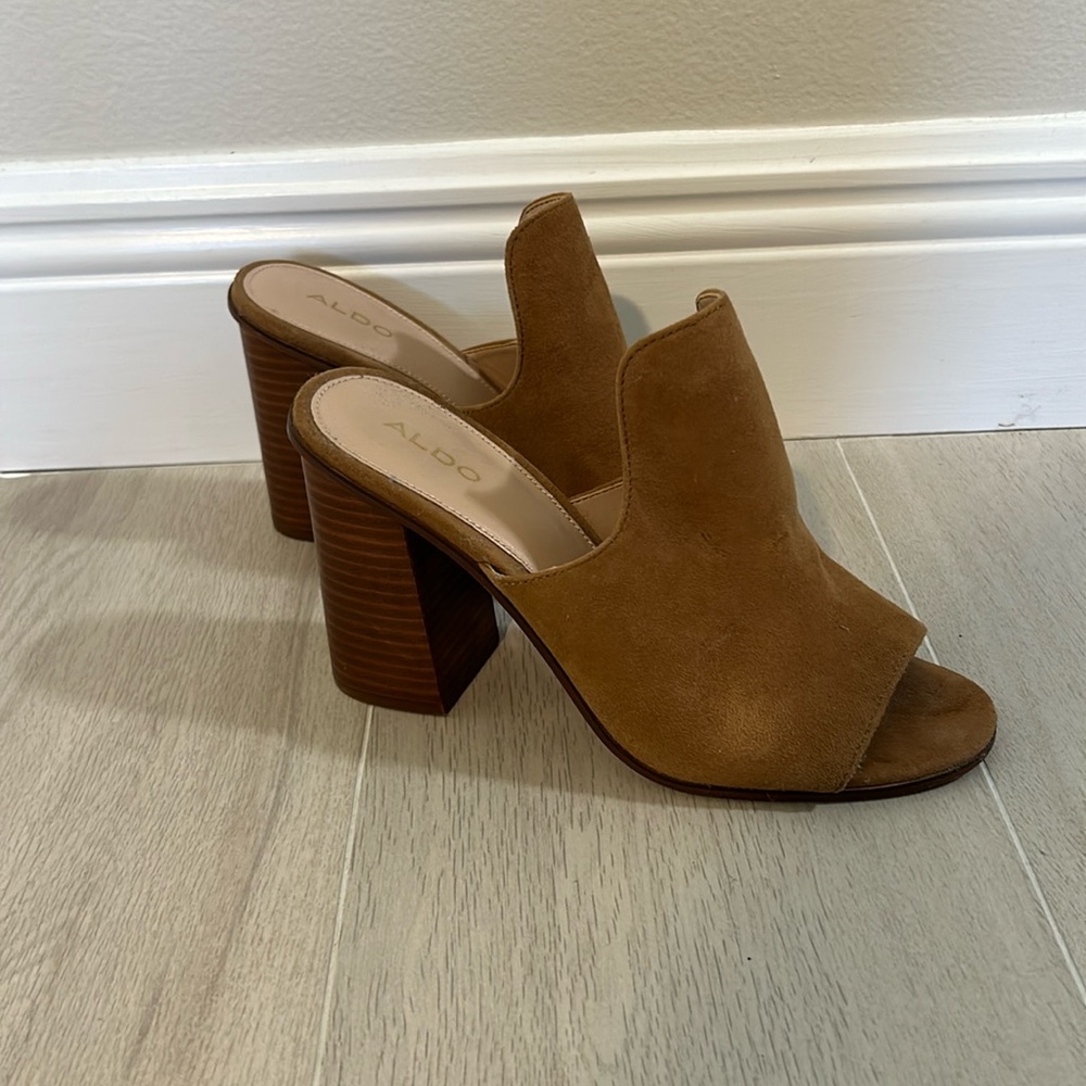 Aldo mule heels size 8